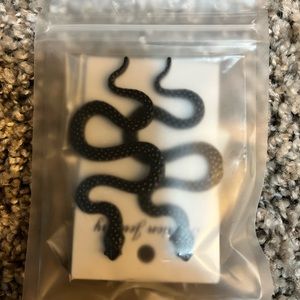 Taylor swift reputation style snake earrings